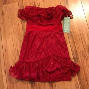 NWT strapless red lace dress. Perfect for homecoming!